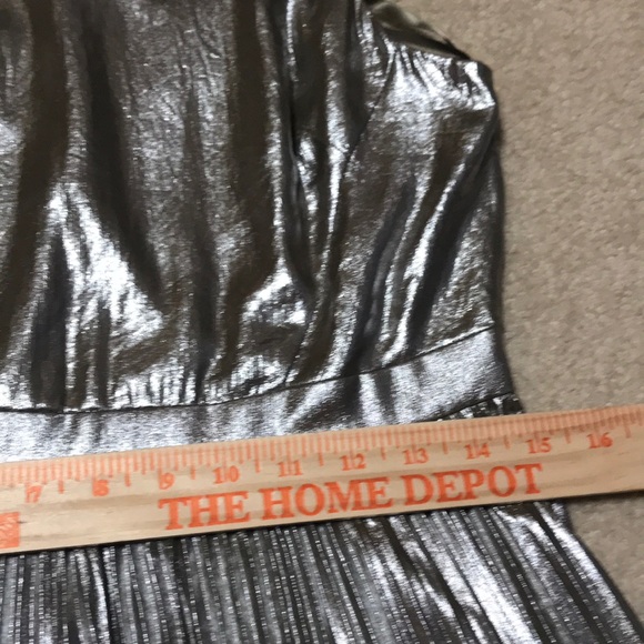 Gunmetal silver dress - Picture 4 of 8